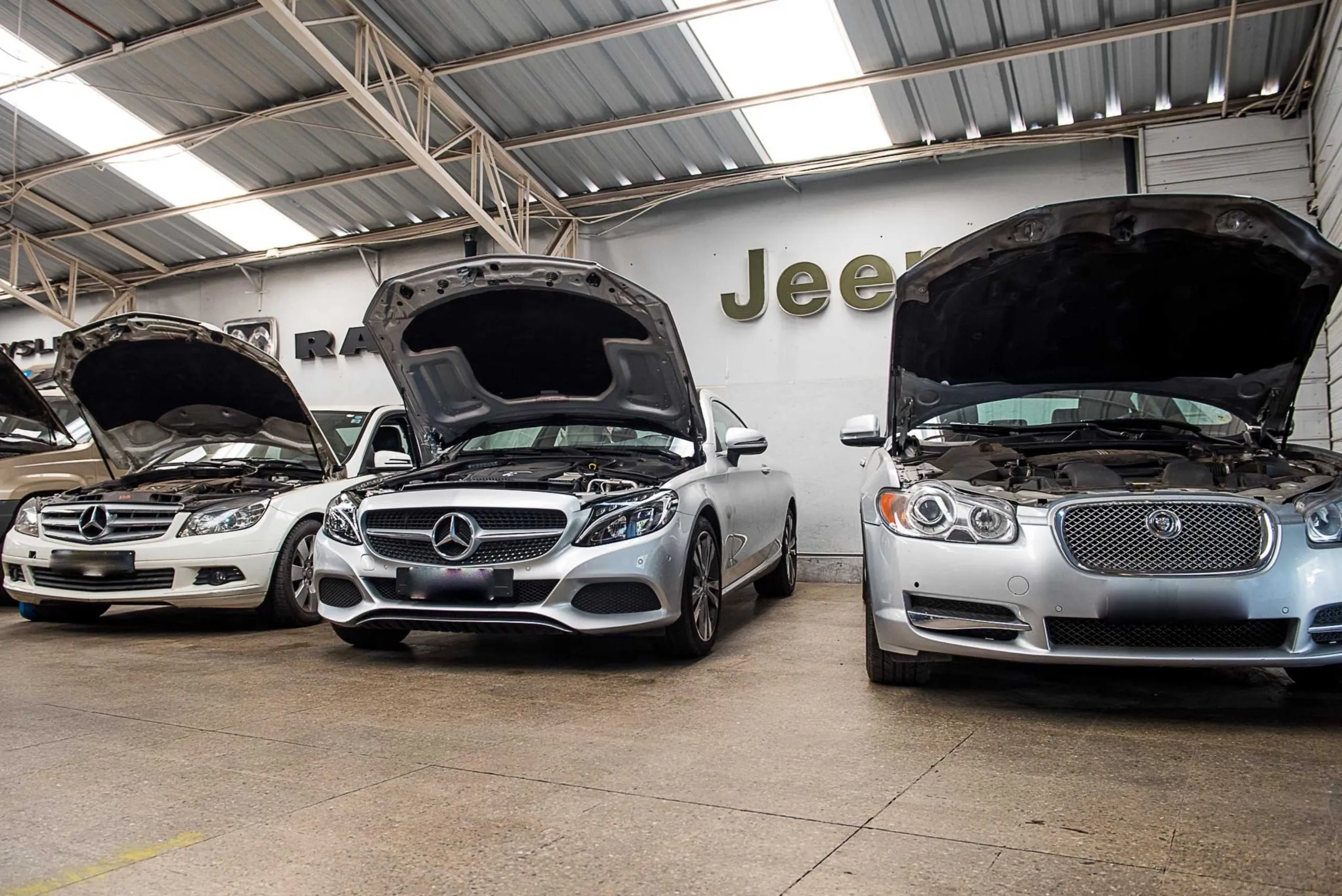 Compra y venta de autos de alta gama Automotriz Lo Barnechea